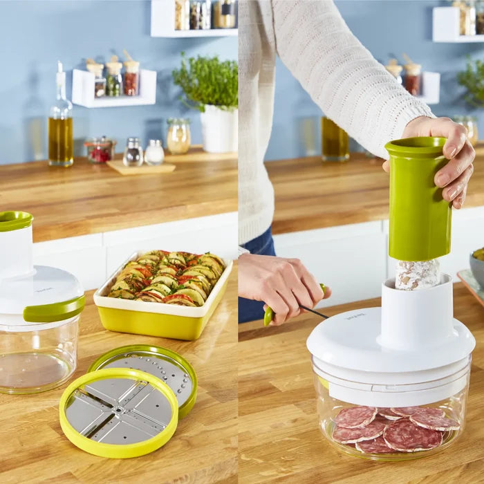 Tefal 5 Second Slicer 2 Blade Kit 1.2L K1659004 in use