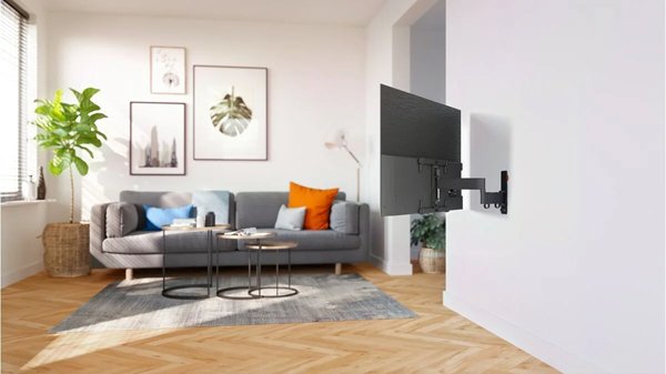 Vogels Comfort TVM 3465 Full-Motion TV Wall Mount from 32 to 65 inches Black