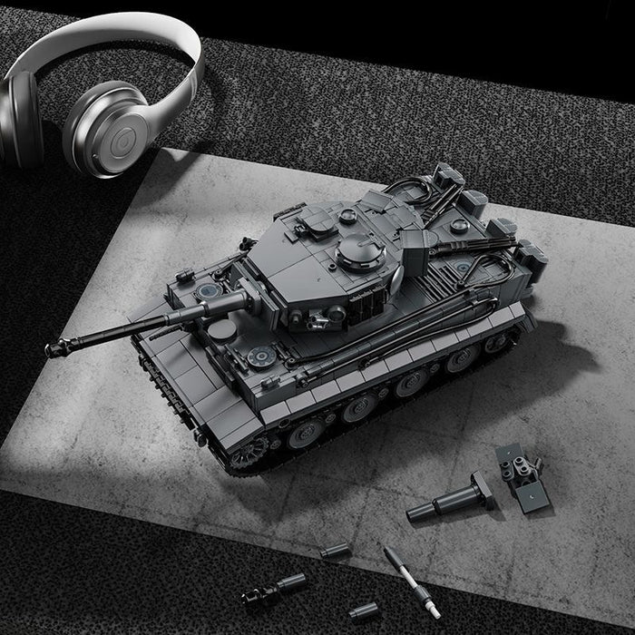12GO 97015 Tiger Tank No.1322