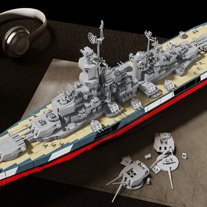 12GO 98009 USS MONTANA