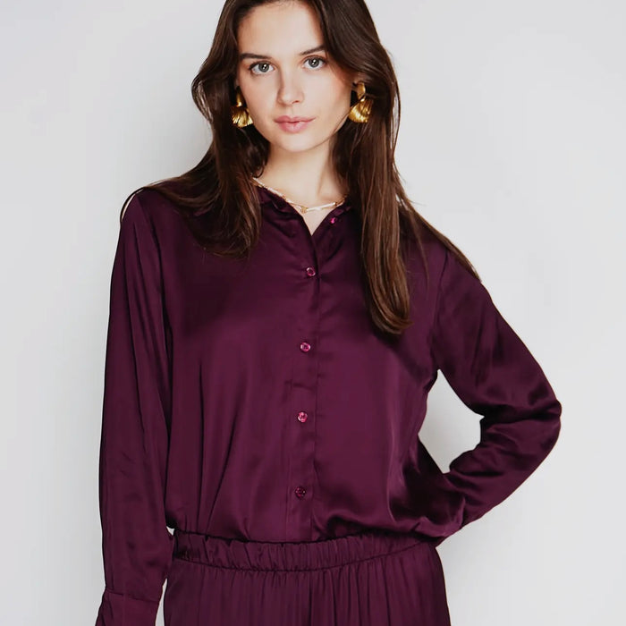 CC SATIN BUTTON UP BLOUSE