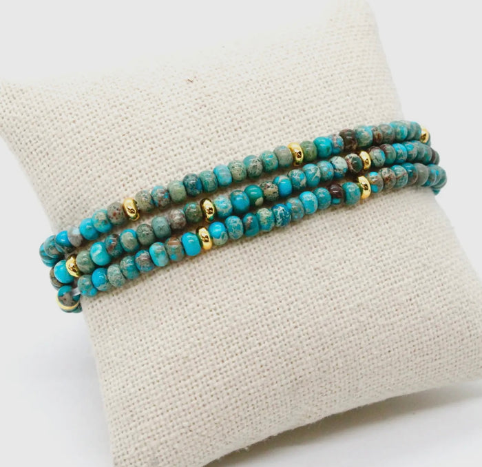 CC STONE AND GOLD BEAD BRACELET