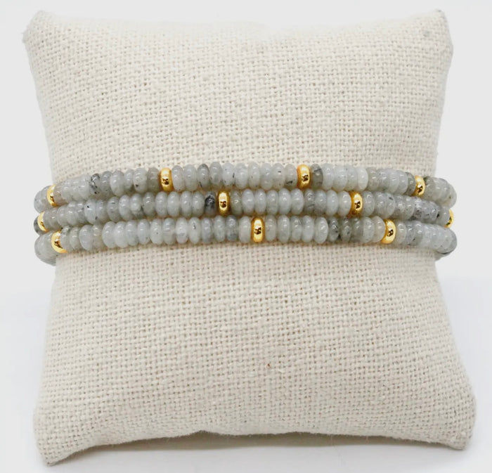 CC STONE AND GOLD BEAD BRACELET