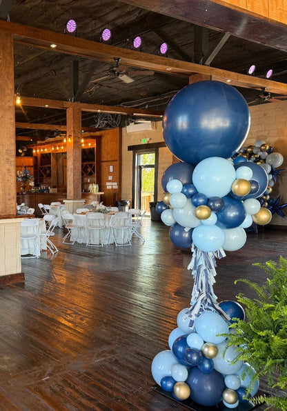 Jenn & Co. Balloons Crazy Balloon Tower (indoor or outdoor)