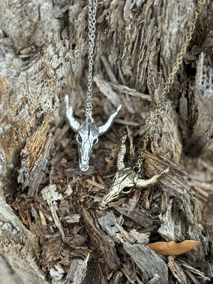 Desert Steer Skull Pendant NecklaceSilver