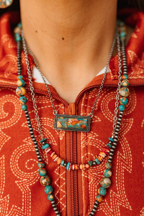 Faux Spiny Bar Necklace