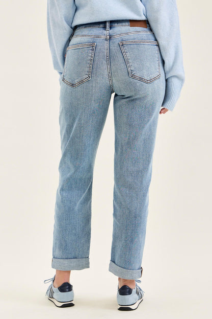 Judy Blue Maribel Mid Rise Boyfriend Jeans