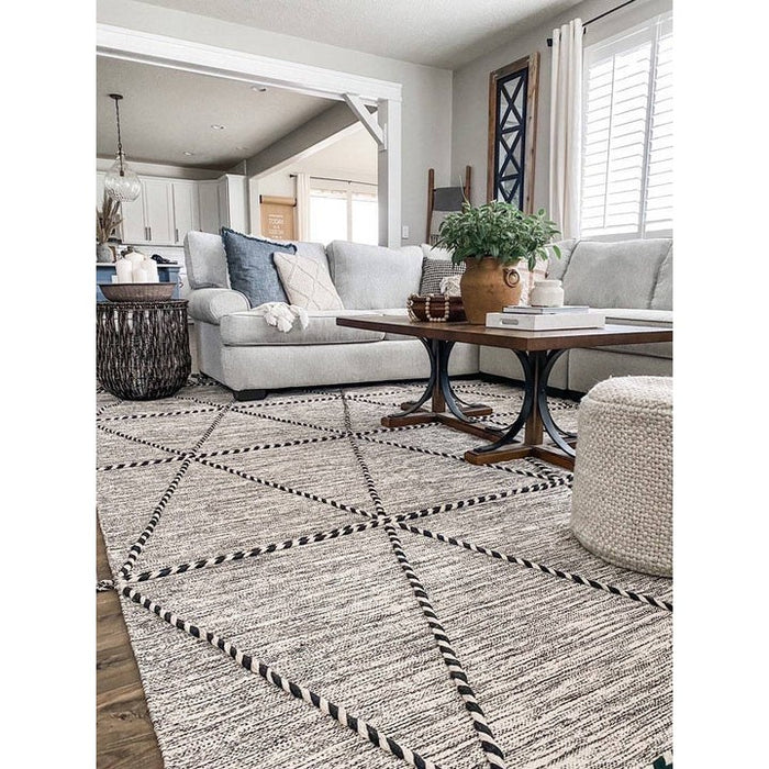 Lisa Area Rug - Rugs by Roo