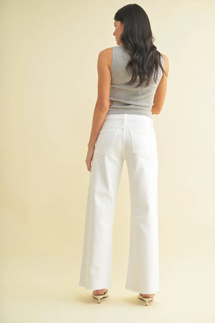 Women’s gray ribbed tank top with white long wide leg denim jeans for women