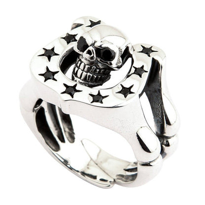 925 sterling silver skull ring with horseshoe design angled view displaying black CZ star details and band