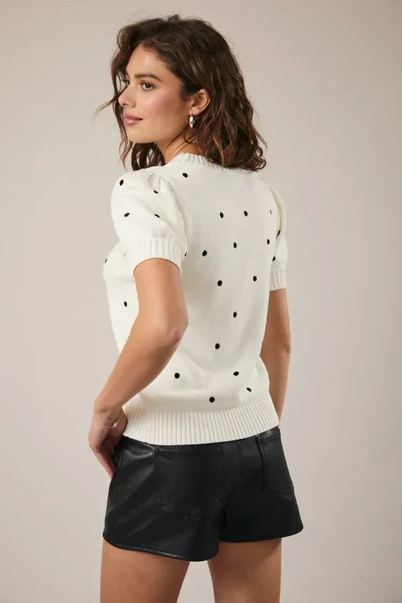 Puff short sleeve polka dot sweater with white knit and black dots