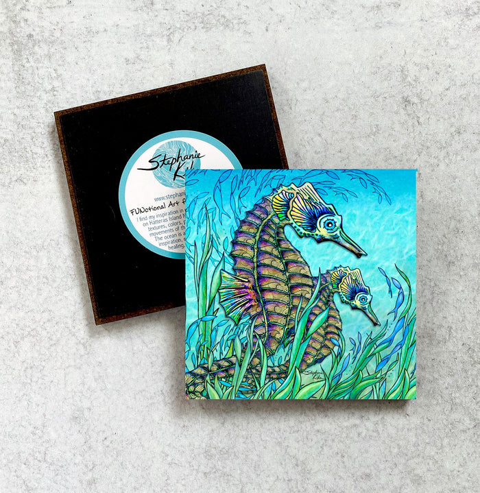 Seahorses Magnet