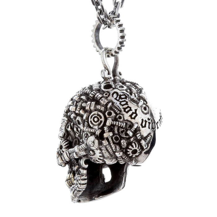 The back view of the solid steampunk skull pendant