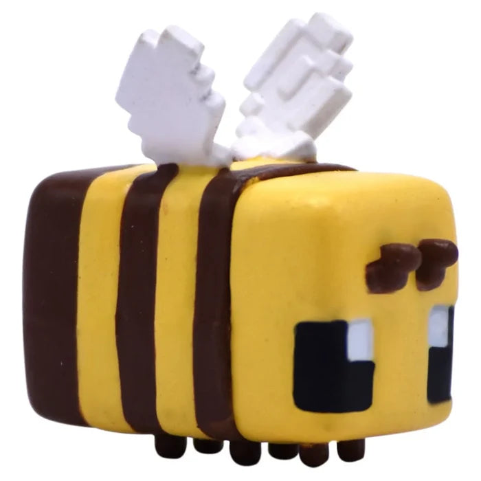 U.C.C. Distributing Minecraft - Mine Kit Scrape and Dig Adventure Chest 1 Single Blind Box